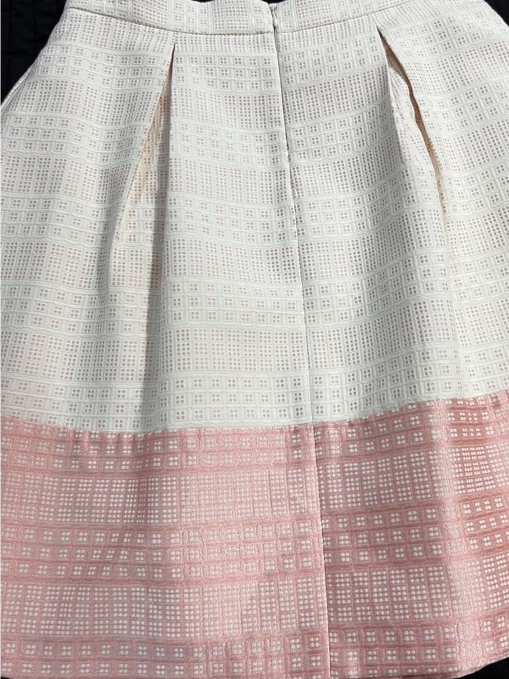 ANTONIO MELANI Cream A-Line Midi Skirt with Pink Hem - Picture 4 of 6